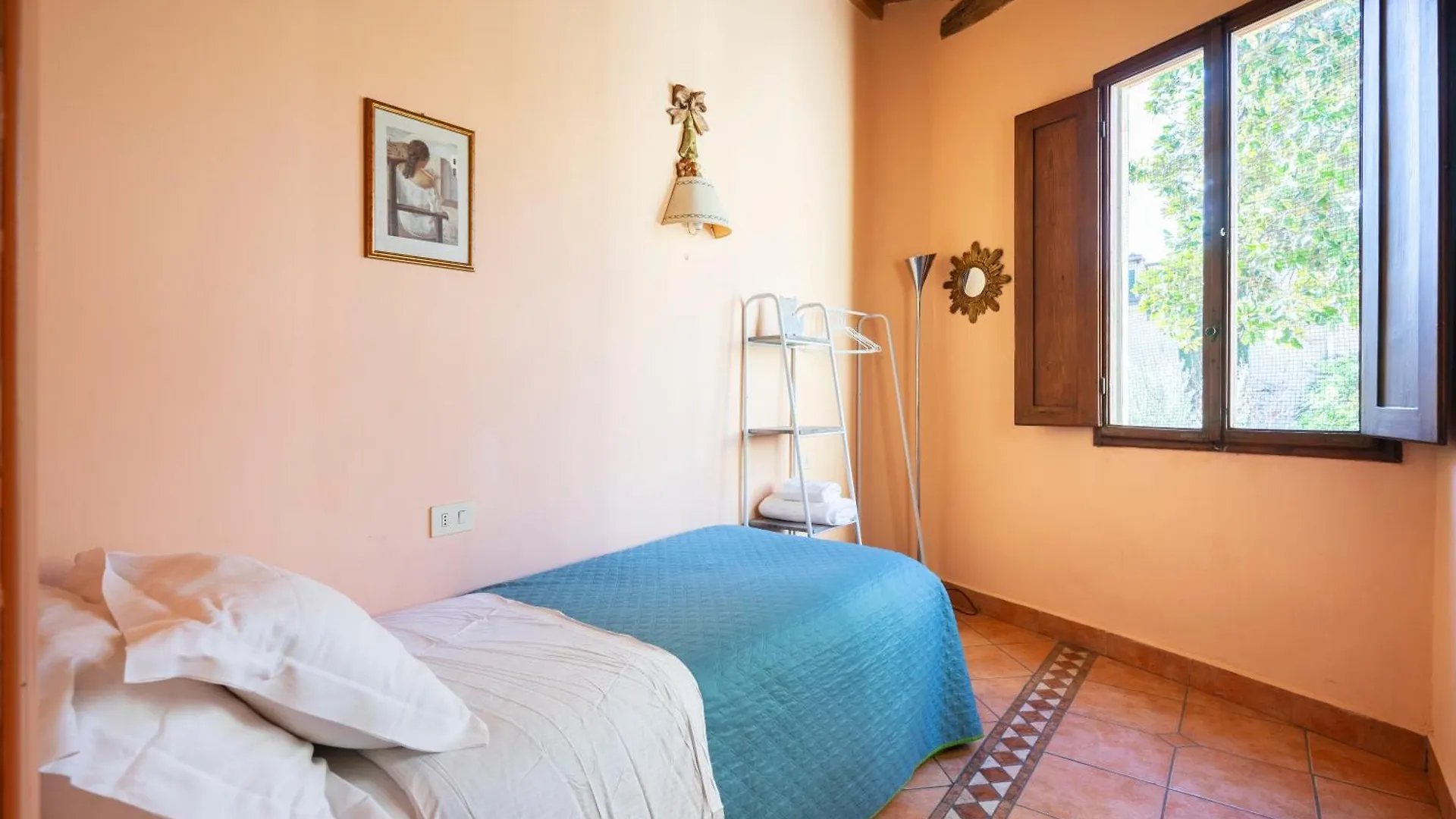 Ruote Apartment First Florence